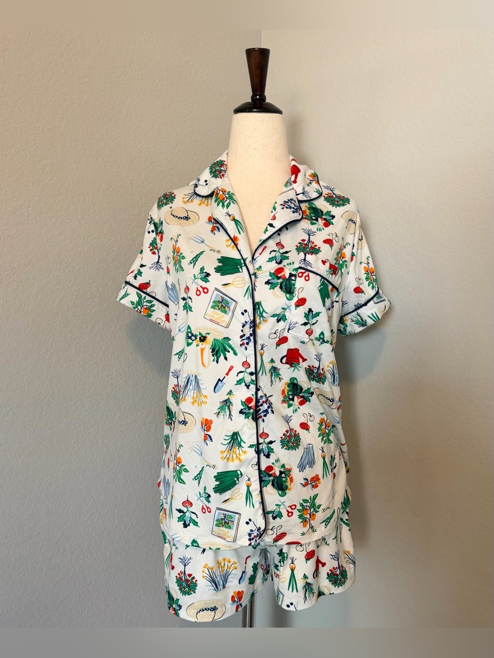 Kate Spade "In the Garden" Novelty Knit Short Pajama Set - Size Small